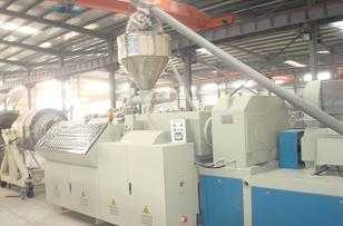 山東塑料管材設(shè)備,pvc發(fā)泡管材生產(chǎn)線(xiàn)